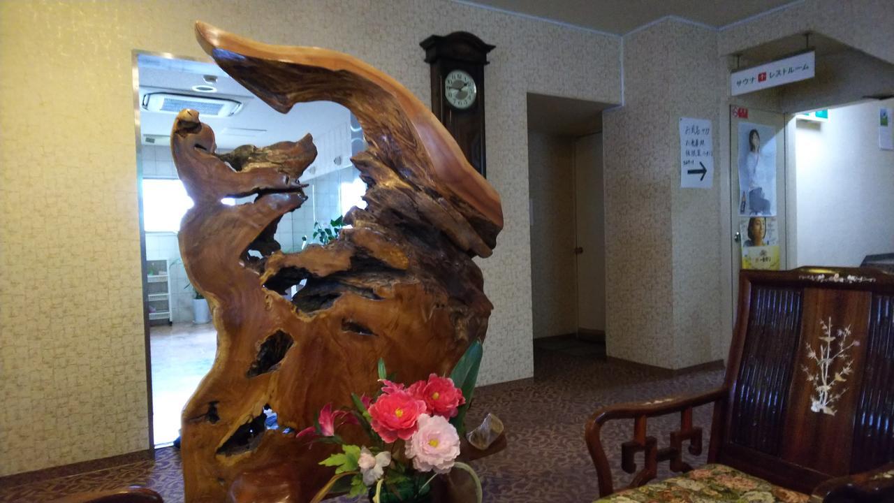 Capsule Hotel Panse Kitakyushu Buitenkant foto